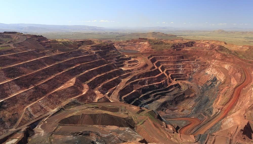 Eisenerz-Bergbauaktivitäten von Vale in Brasilien, ein Beispiel für einen wichtigen brasilianischen Exporteur. (miningfrontier.com)