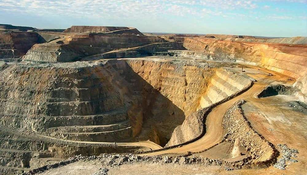 Lode-Star Mining Signs First Toll Milling Contract With Scorpio Golds Goldwedge Mill in Manhattan Nevada